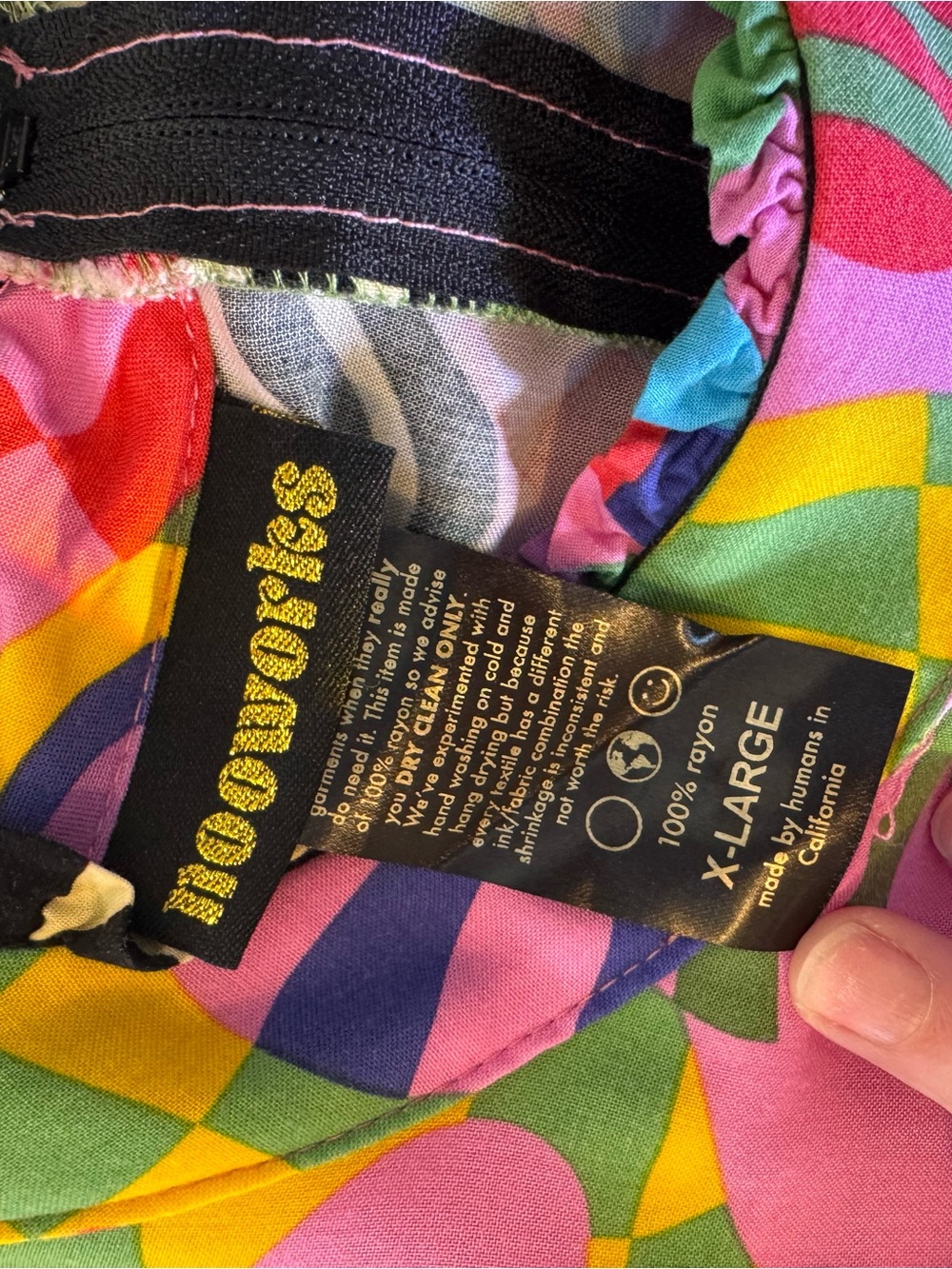 Nooworks - Party Time - Vibrant Multicolor Abstract Print Long-Sleeve Dress - Picture 3 of 6